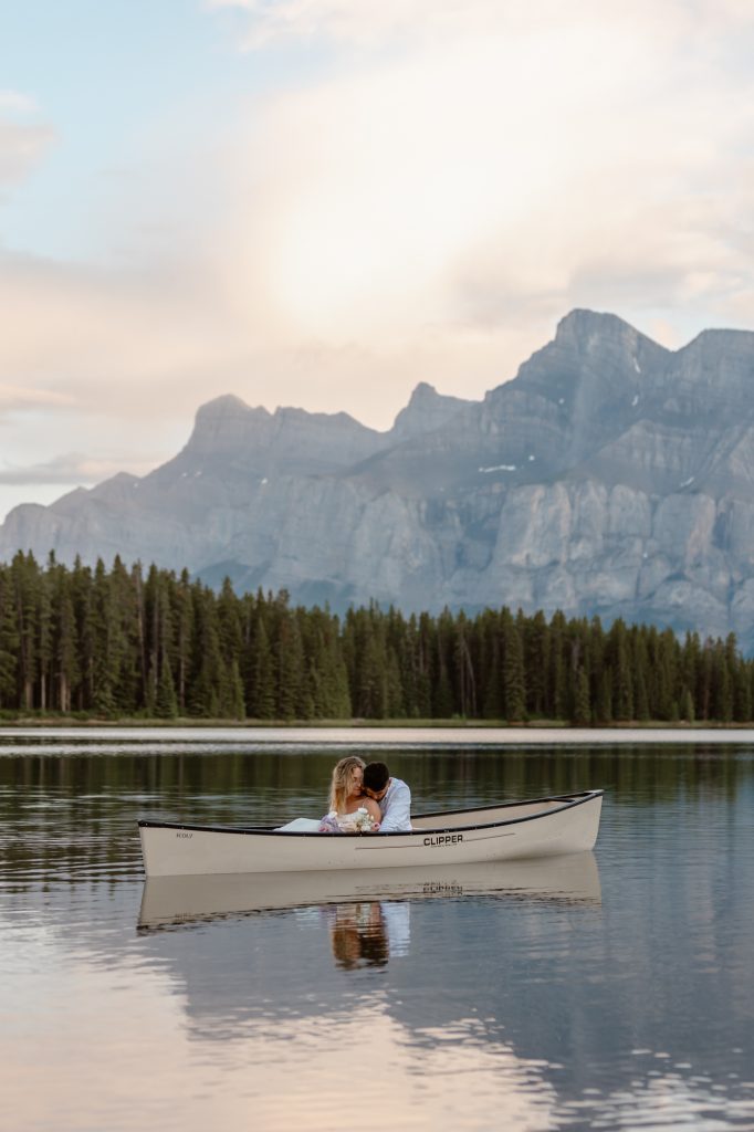 canoe elopement in banff national park.jpg